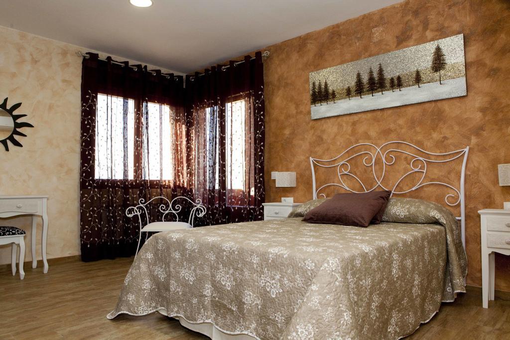 Casa Rural La Canchalera Лосар-де-ла-Вера Номер фото